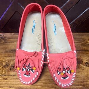 Women's Coral Moccasins with Embroidered & Thunderbird Detail - Size 9